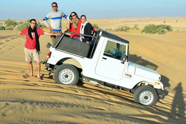 desert jeep safari in jaisalmer